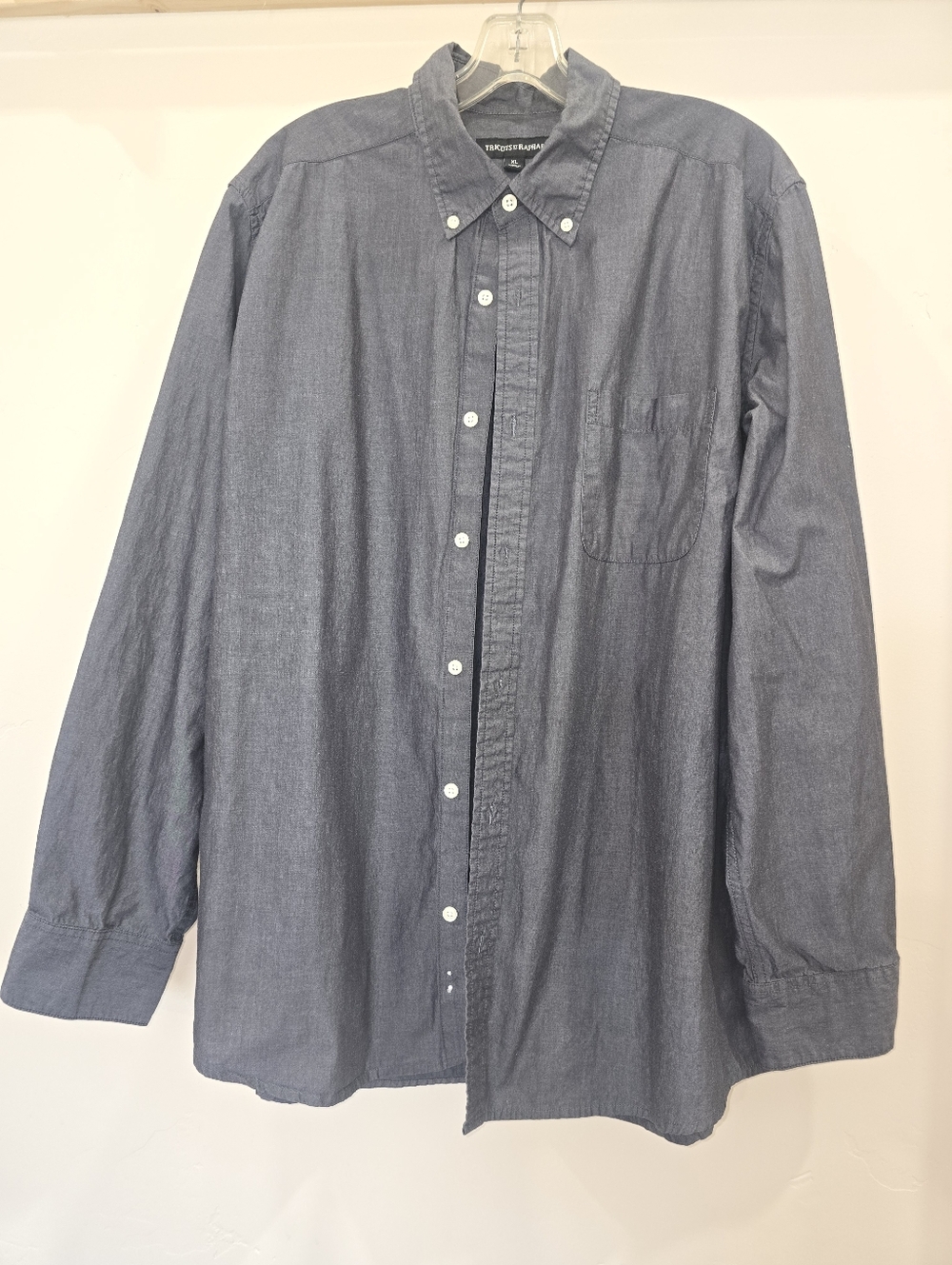 Tricots St. Raphael Mens XL Dark Gray Long-Sleeve Cotton Button Down Shirt
